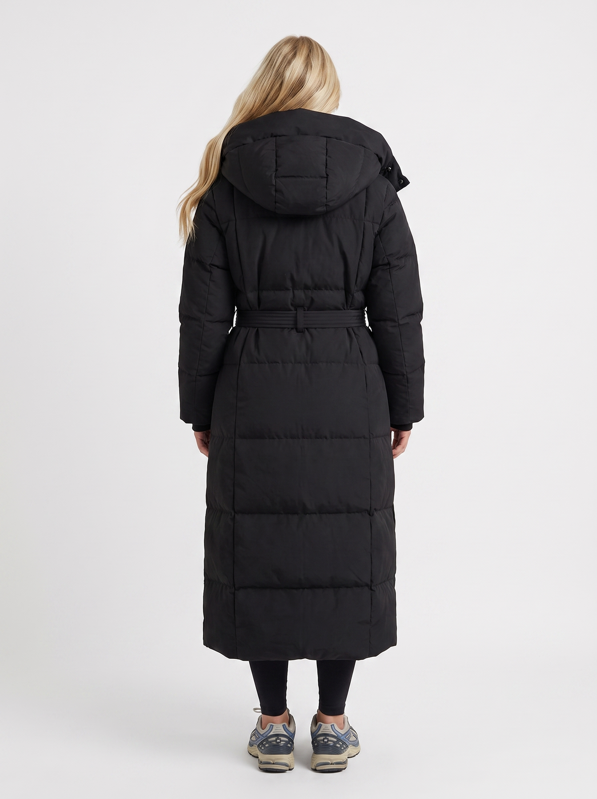 Wintermantel Damen mit Kapuze und längerer Silhouette | A&B - 5 - Annoboutique