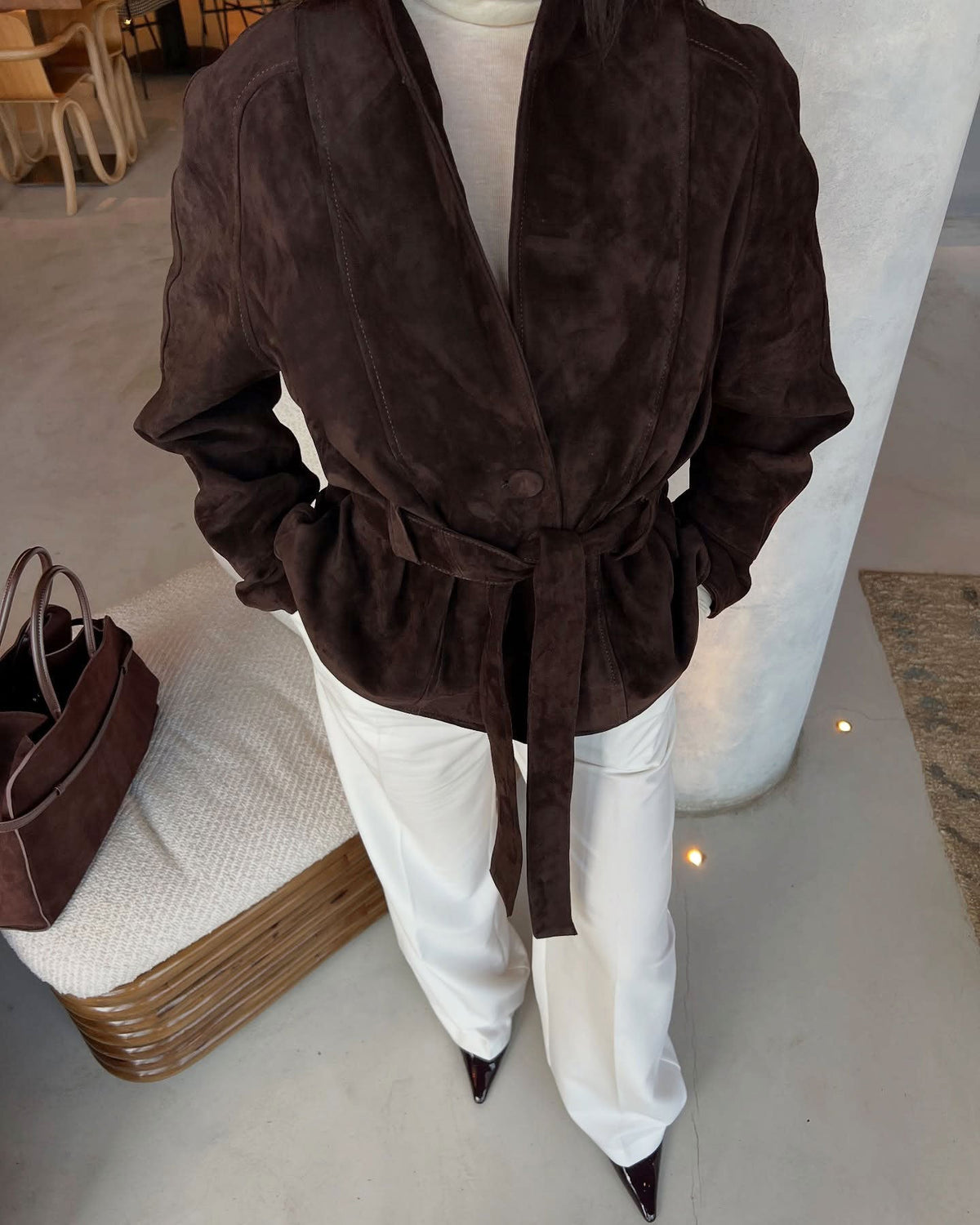 Damenjacke mit tailliertem Schnitt und Gürtel | A&B - 2 - Annoboutique