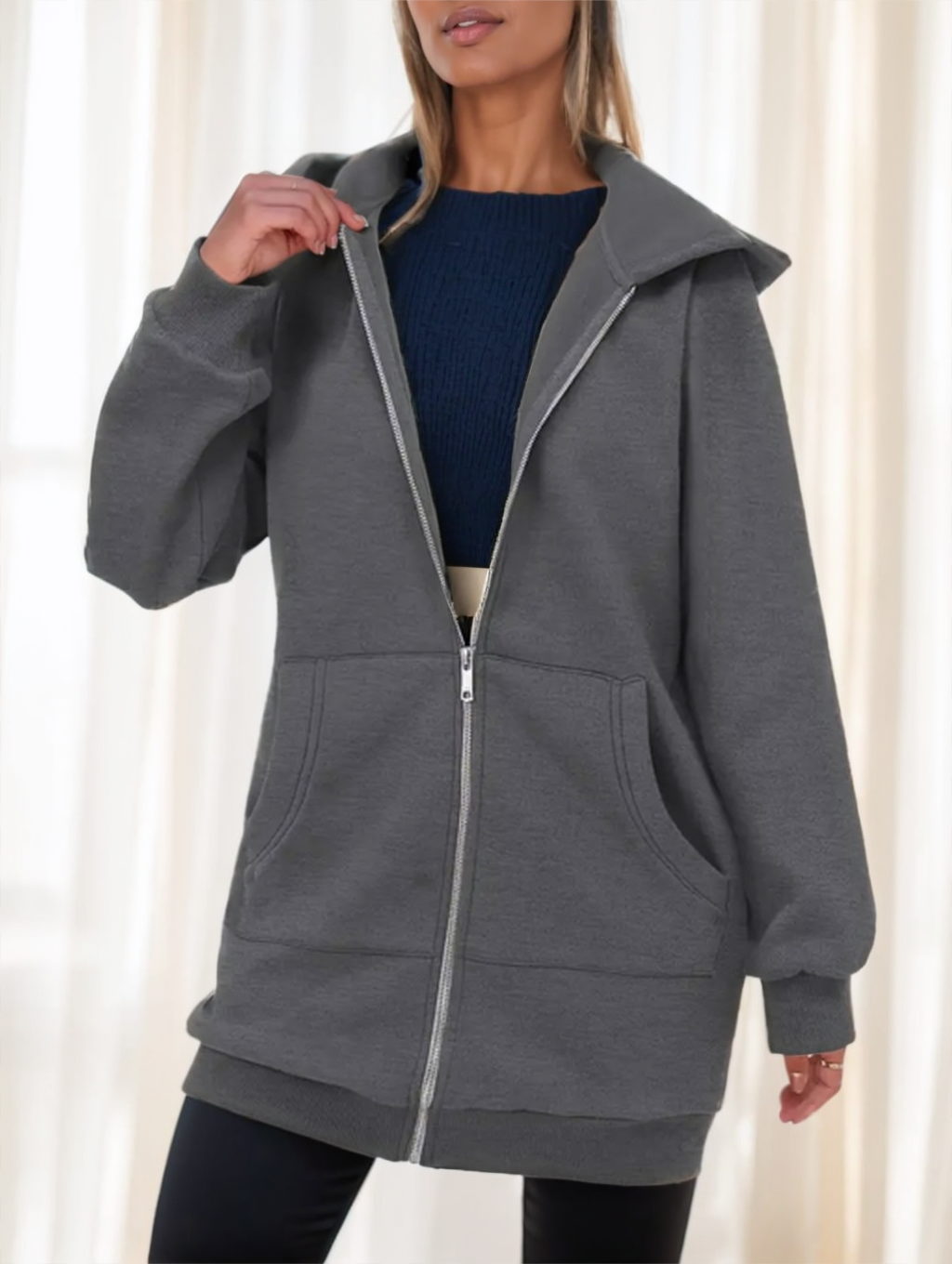 Hoodie Damen mit Kapuze und durchgehendem Reißverschluss | A&B - 2 - Annoboutique