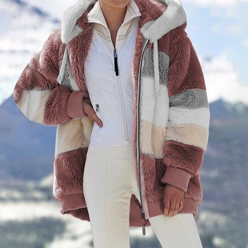 Damen Kunstfelljacke mit Kapuze und großzügigem Schnitt | A&B - 3 - Annoboutique