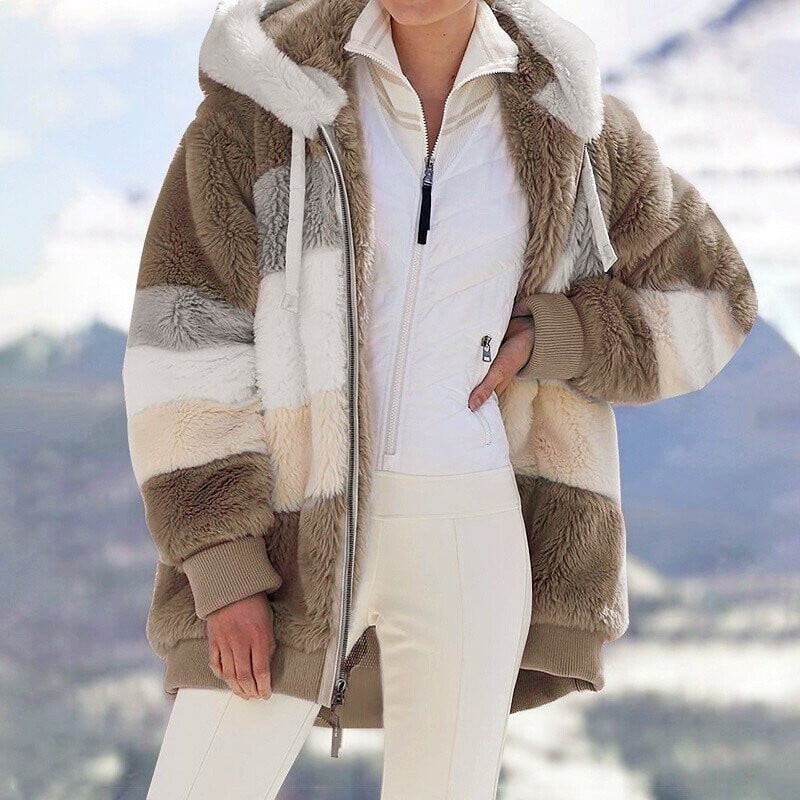 Damen Kunstfelljacke mit Kapuze und großzügigem Schnitt | A&B - 6 - Annoboutique