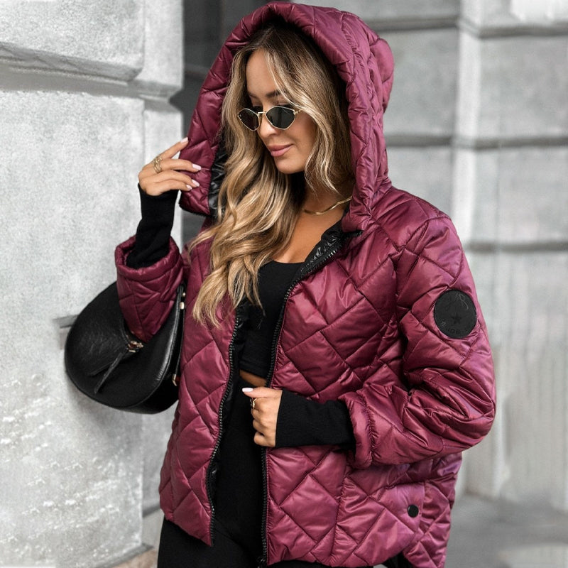 Damen Steppjacke mit Kapuze und lässiger Passform | A&B - 8 - Annoboutique