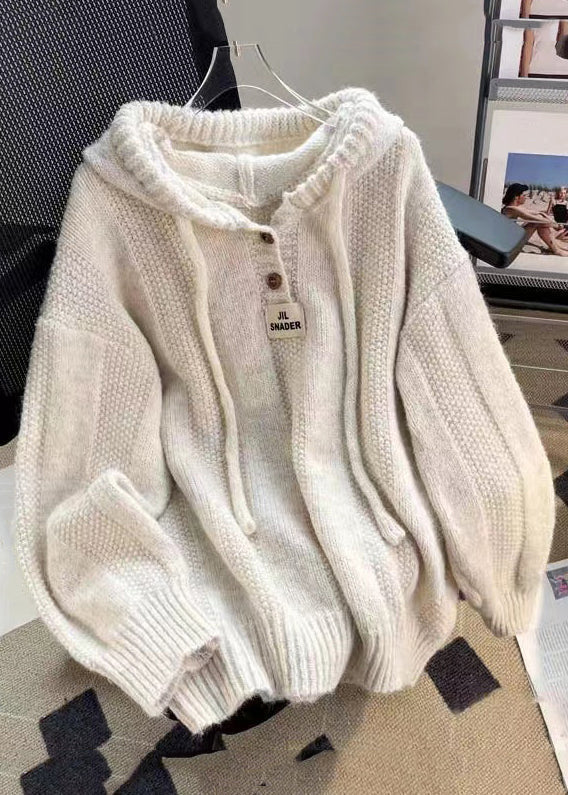 Pullover Damen mit Kapuze und Knopfdetails | A&B - 2 - Annoboutique