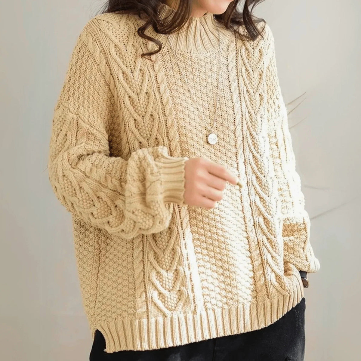 Pullover Damen mit Stehkragen und lässigem Schnitt | A&B - 5 - Annoboutique