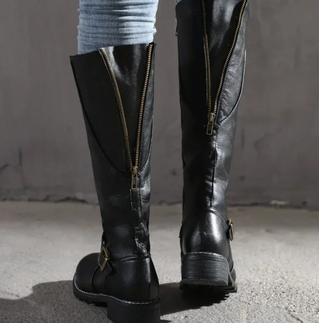 Stiefel Damen mit Blockabsatz und verstellbarem Schnallen-Detail | A&B - 4 - Annoboutique