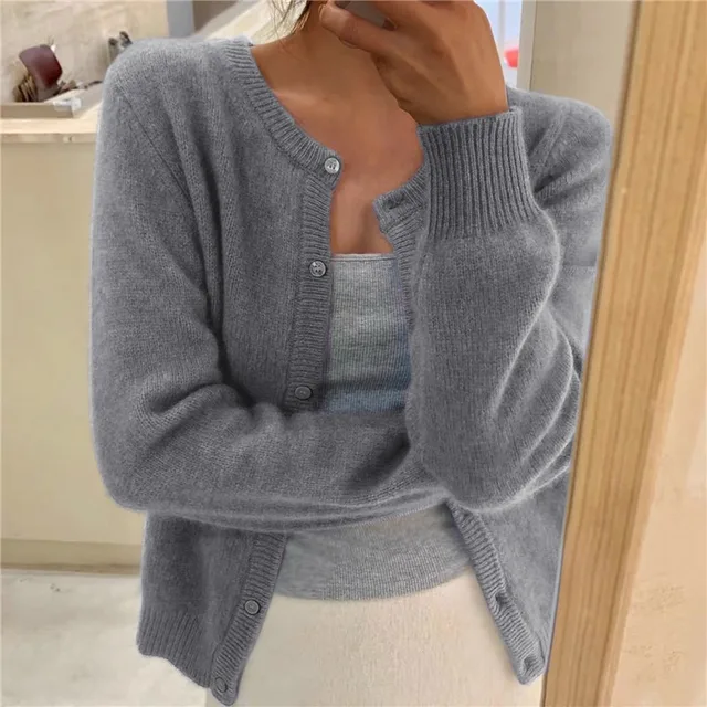 Cardigan Damen – Lässiger Schnitt mit eleganter Knopfleiste | A&B - 1 - Annoboutique