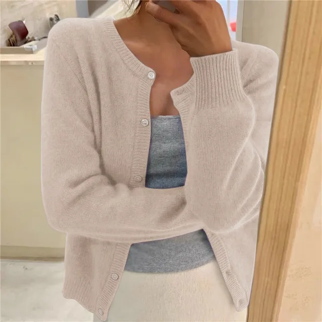 Cardigan Damen – Lässiger Schnitt mit eleganter Knopfleiste | A&B - 3 - Annoboutique