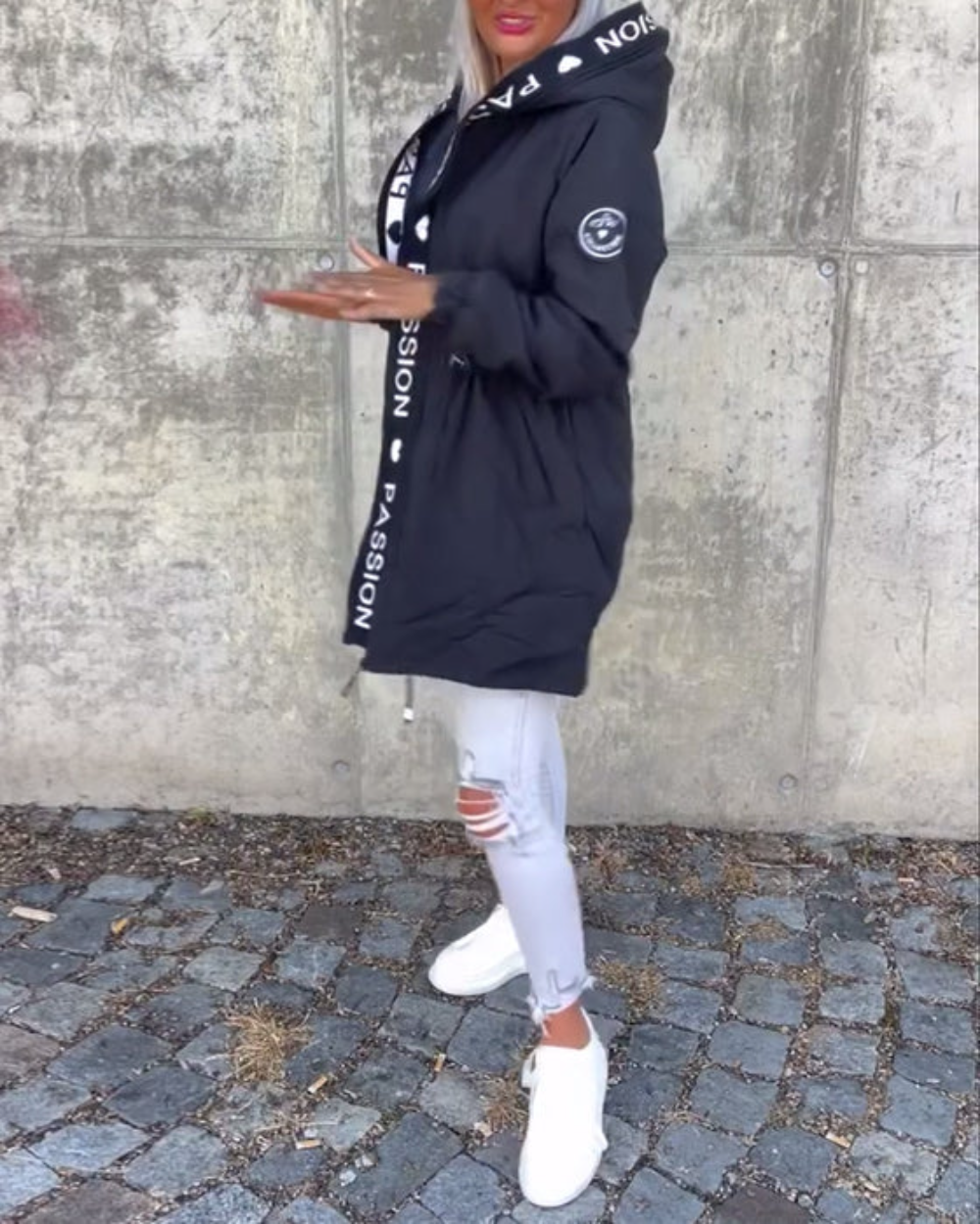 Damen Jacke mit Kapuze und verstellbarem Kordelzug | A&B - 6 - Annoboutique