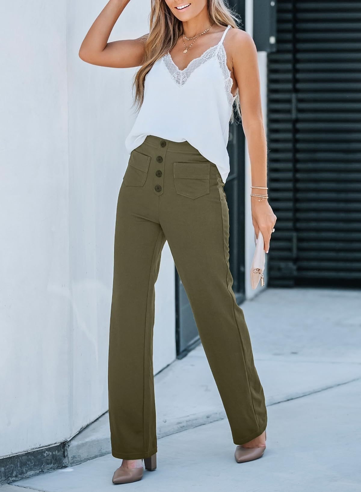 Hochgeschnittene Damenhose mit Knopfdetails und praktischen Taschen | A&B - 1 - Annoboutique