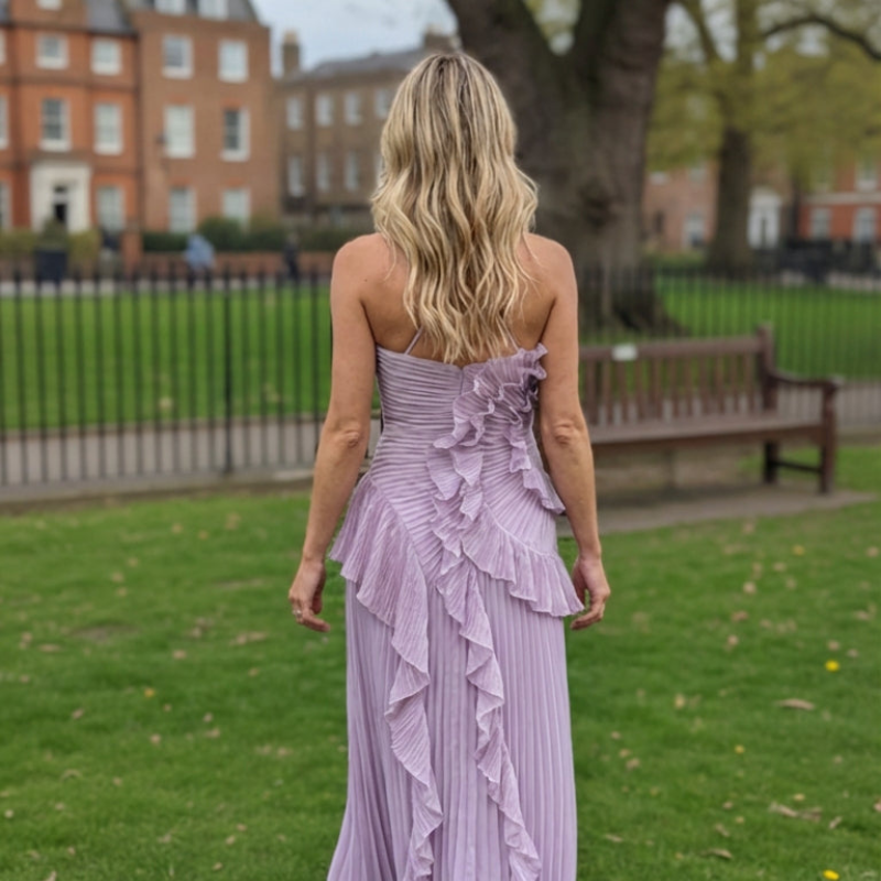 Maxikleid Damen mit asymmetrischem Schnitt und Rüschendetails | A&B - 10 - Annoboutique