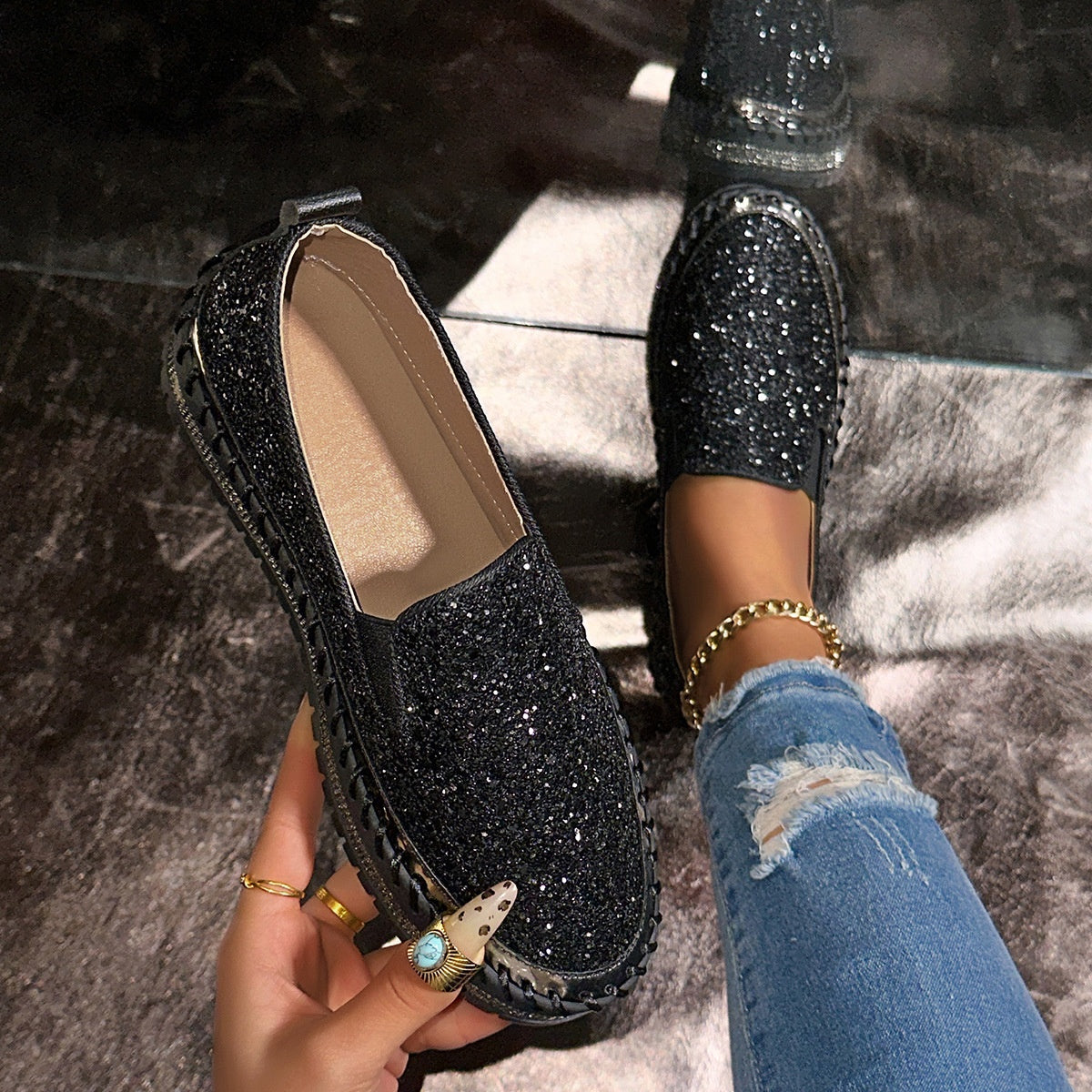 Slip-On Schuhe Damen mit Glitzer-Details und bequemer Passform | A&B - 5 - Annoboutique