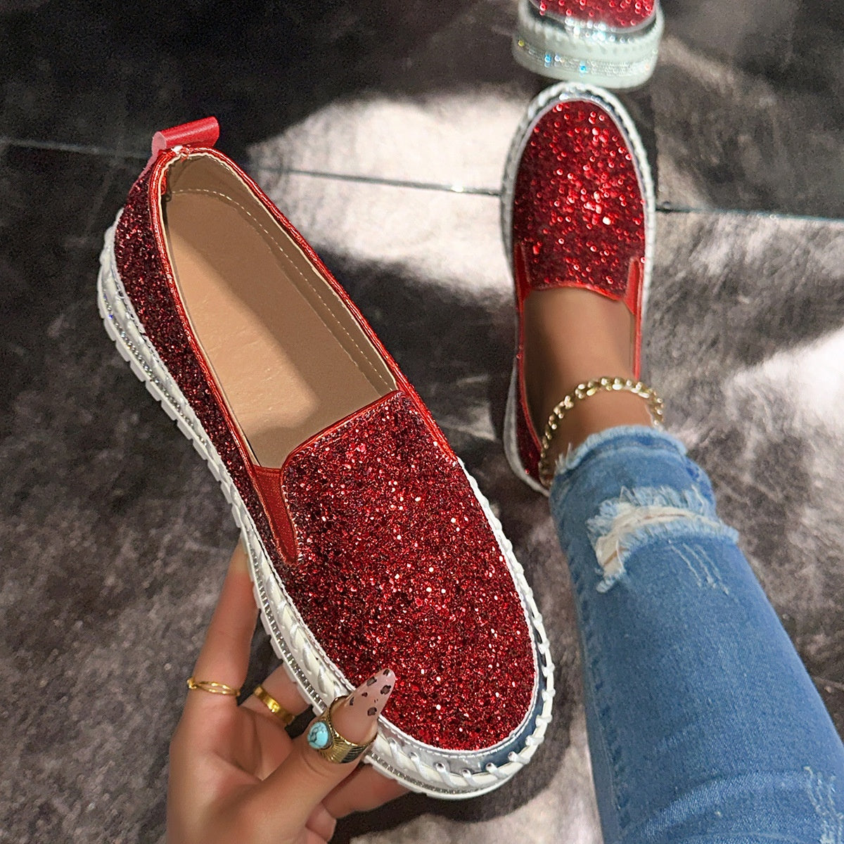 Slip-On Schuhe Damen mit Glitzer-Details und bequemer Passform | A&B - 7 - Annoboutique
