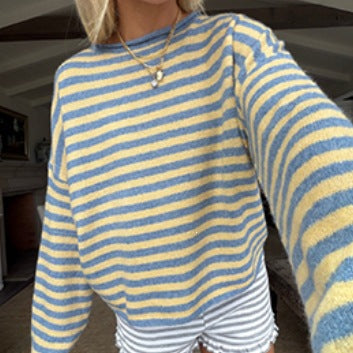 Pullover Damen im lässigen Schnitt mit überschnittenen Schultern | A&B - 6 - Annoboutique