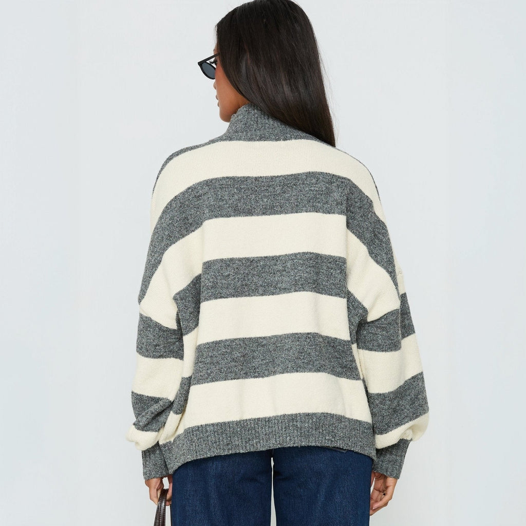 Oversize-Pullover Damen mit hohem Kragen und lässigem Schnitt | A&B - 2 - Annoboutique