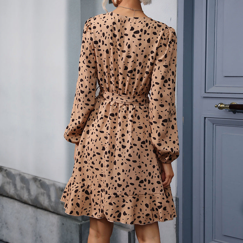 Kleid Damen mit V-Ausschnitt und Taillengürtel | A&B - 4 - Annoboutique