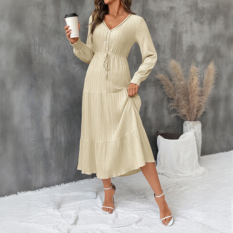 Midi Kleid Damen mit V-Ausschnitt und Taillenzug | A&B - 2 - Annoboutique