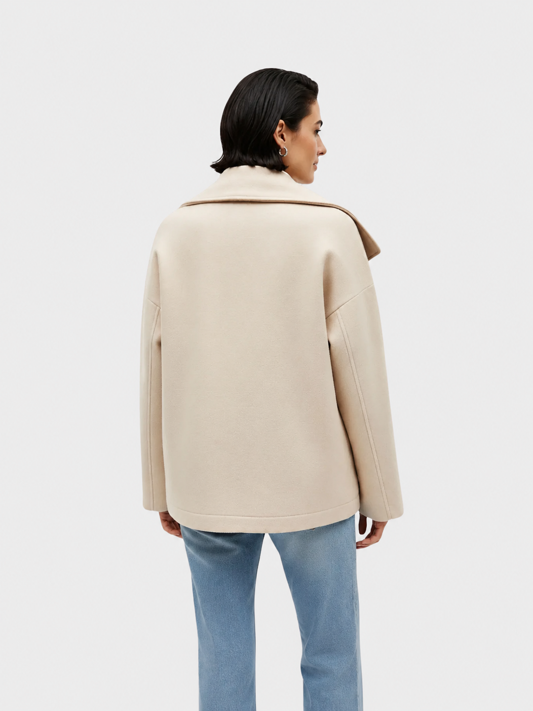 Damenjacke mit breitem Kragen und doppeltem Knopfverschluss | A&B - 4 - Annoboutique