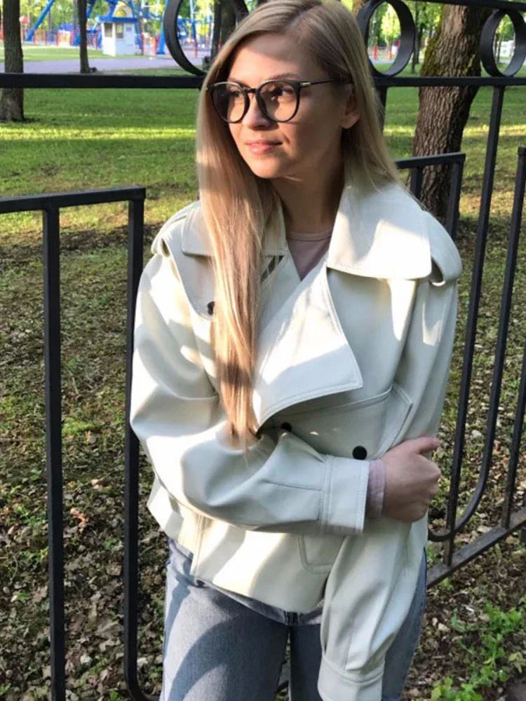 Damen Jacke im lässigen Stil mit Gürtel und Taschen | A&B - 2 - Annoboutique