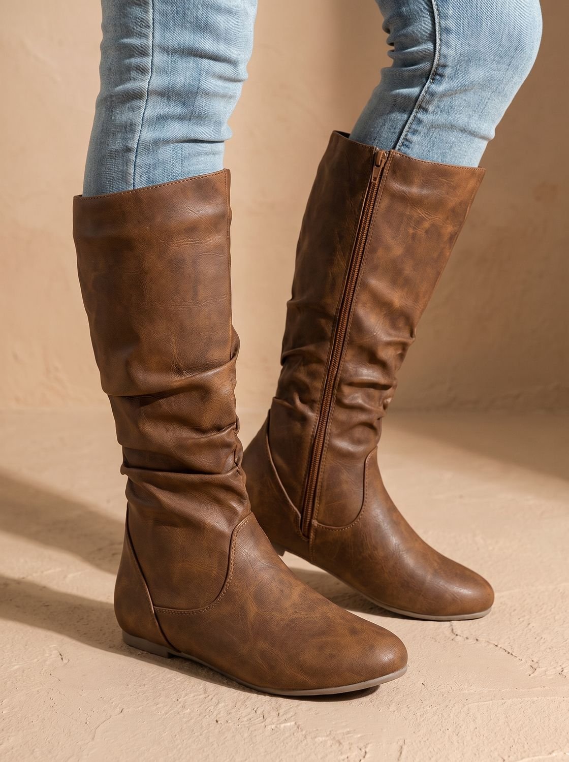 Damenstiefel mit lässigem Schnitt und seitlichem Reißverschluss | A&B - 5 - Annoboutique