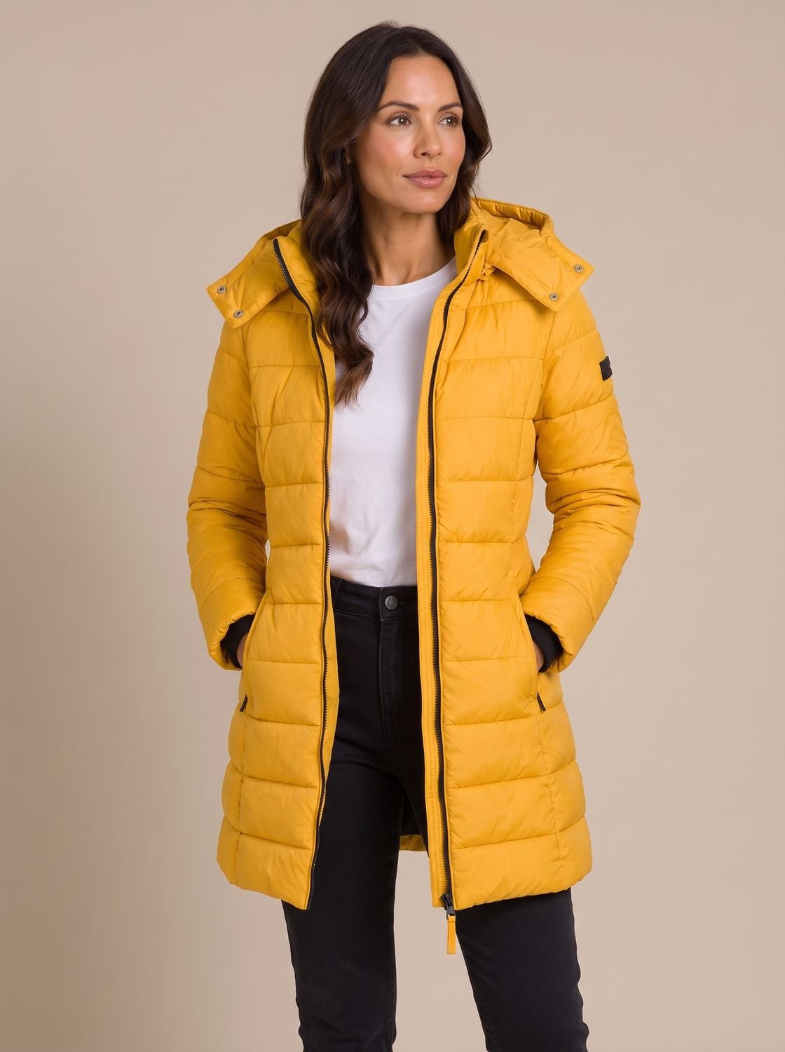 Damenjacke mit Kapuze und figurschmeichelndem Schnitt | A&B - 4 - Annoboutique