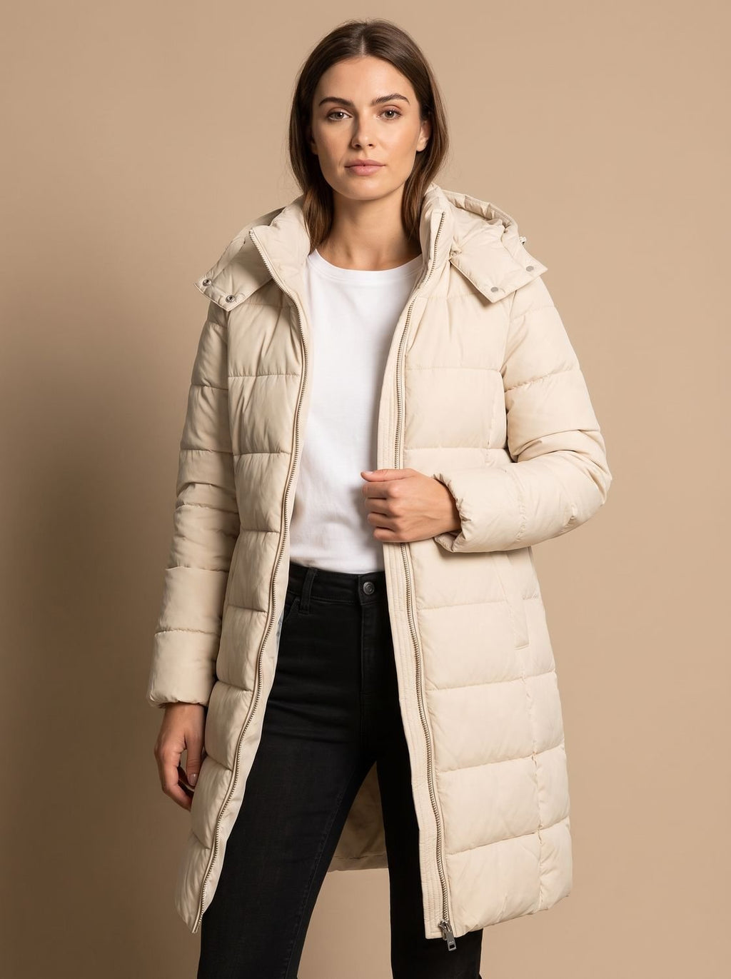 Damenjacke mit Kapuze und figurschmeichelndem Schnitt | A&B - 6 - Annoboutique
