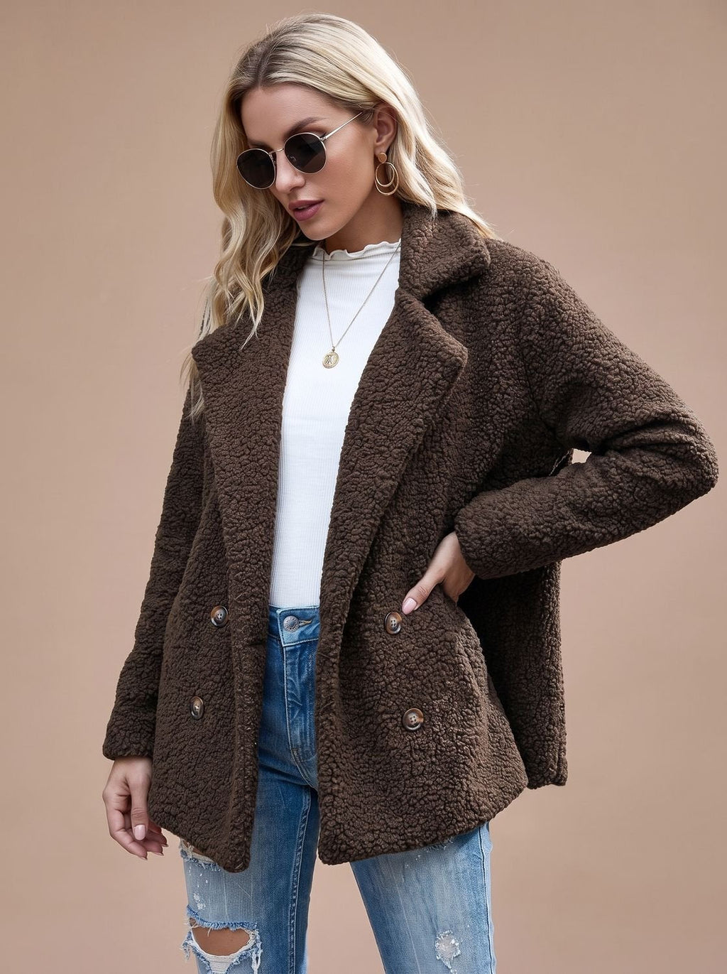 Damenjacke mit doppelter Knopfvariante und Reverskragen - elegant und bequem - 8 - Annoboutique