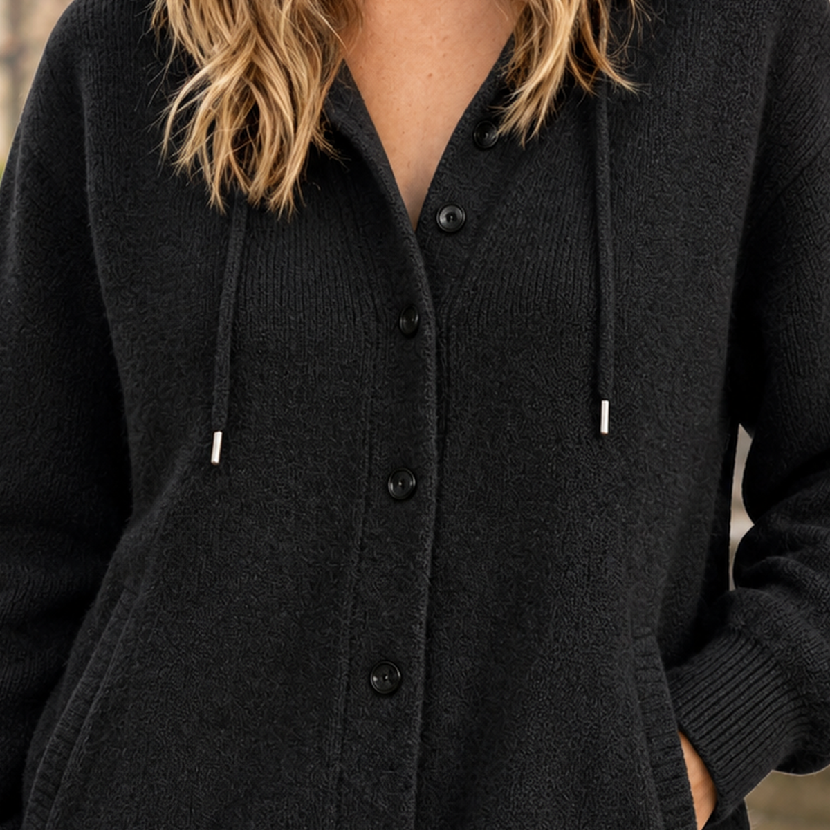 Damen Cardigan mit Kapuze und Knopfverschluss - lässiger Schnitt - 2 - Annoboutique