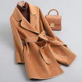 Trench Coat Damen mit Gürtel und elegantem Schnitt | A&B - 1 - Annoboutique