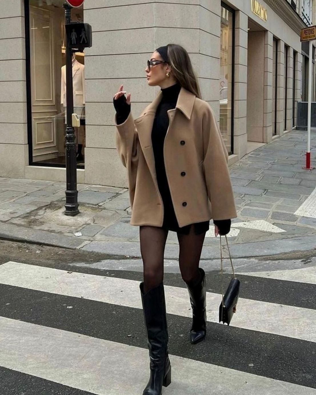 Oversized Damenjacke mit klassischem Knopfverschluss und lässigem Schnitt - 1 - Annoboutique