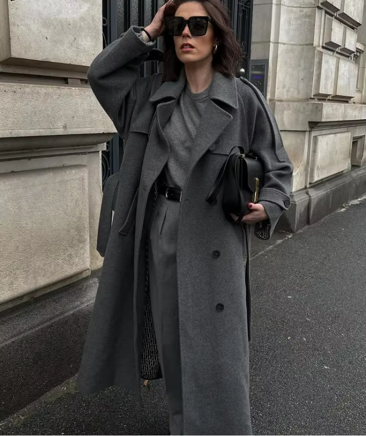Damen Trenchcoat mit lässigem Schnitt und elegantem Gürtel - 10 - Annoboutique
