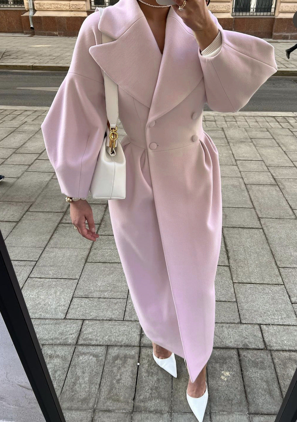 Trenchcoat Damen mit tailliertem Schnitt und elegantem Design - 7 - Annoboutique