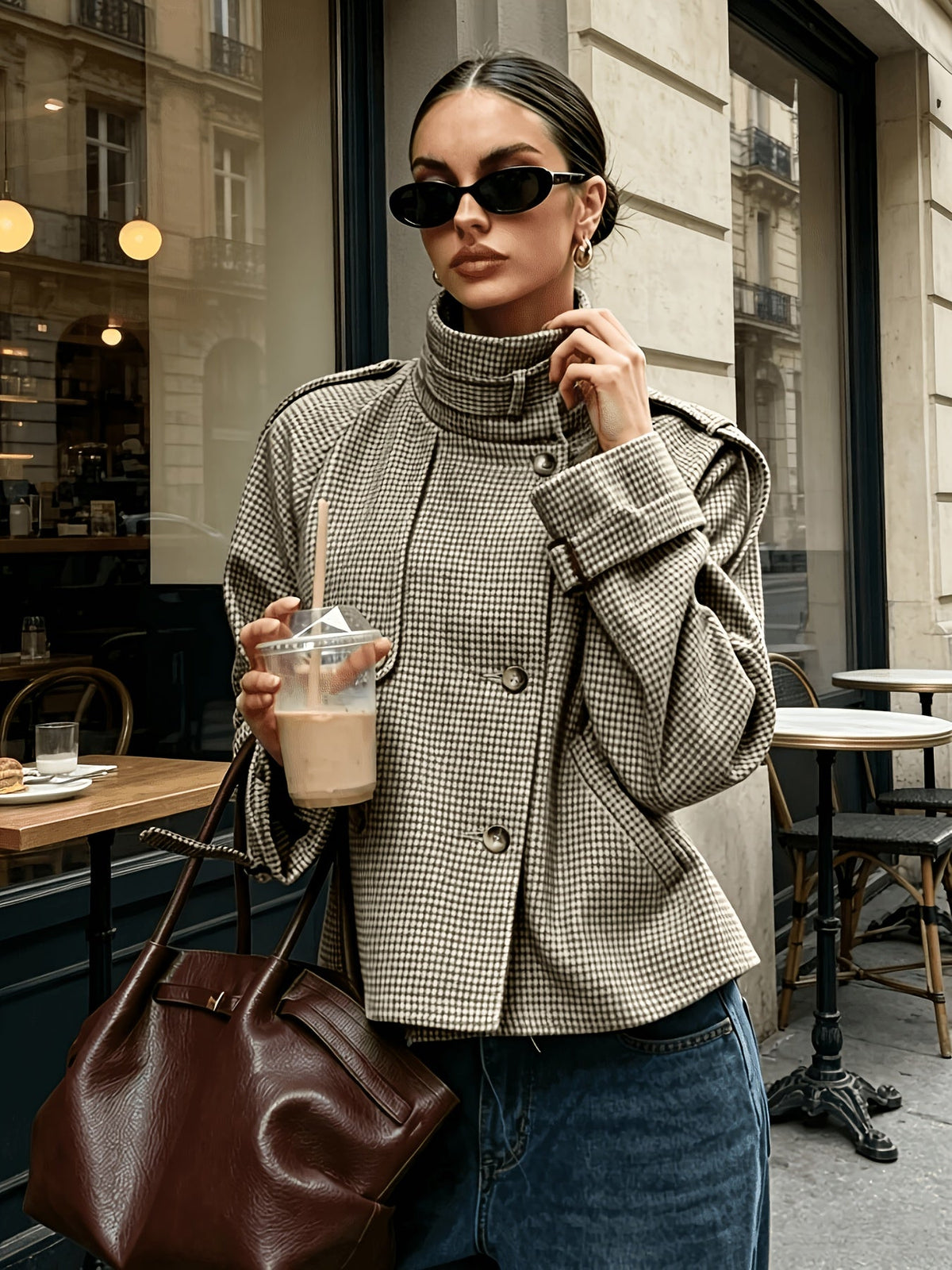 Damenjacke mit hohem Kragen und modernem Schnitt - 2 - Annoboutique