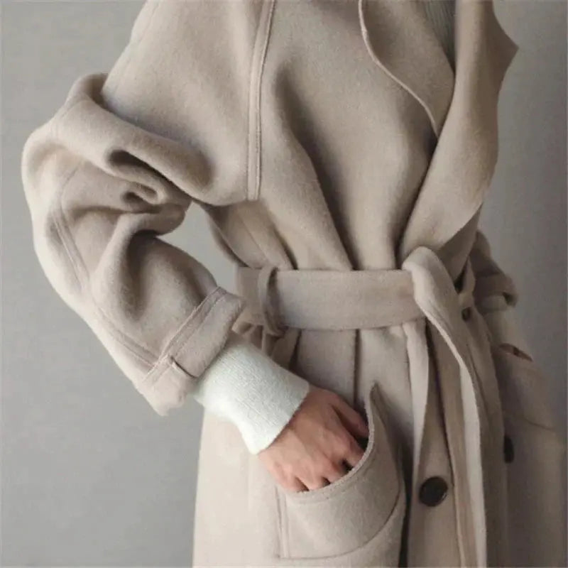 Damen Mantel mit lockerer Passform und praktischen Taschen - 3 - Annoboutique