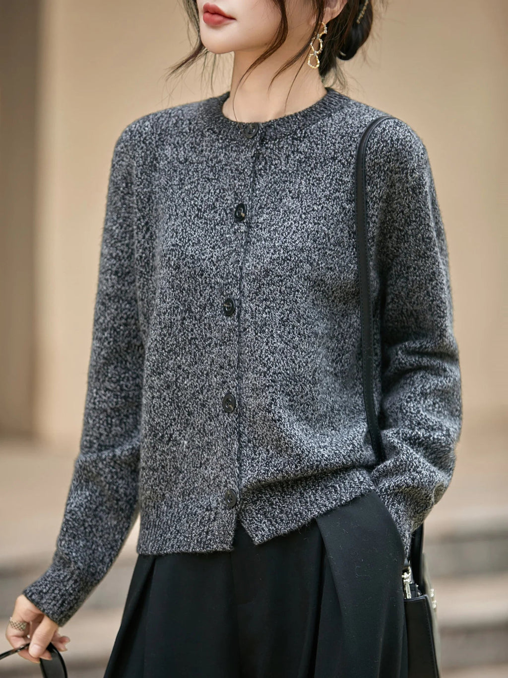 Damen Cardigan mit Rundhals und praktischer Knopfleiste - 9 - Annoboutique