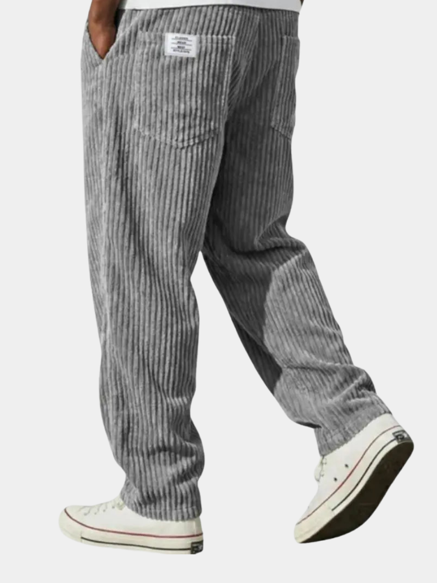Lässige Herren Cordhosen mit bequemer Passform und praktischen Taschen - 1 - Annoboutique