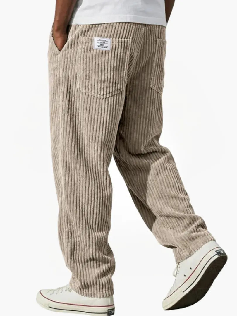 Lässige Herren Cordhosen mit bequemer Passform und praktischen Taschen - 3 - Annoboutique