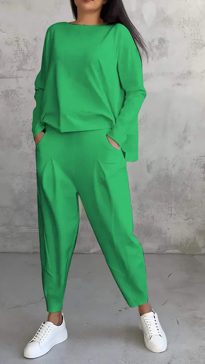 Lässiges Damen-Outfit mit weitem Schnitt und praktischen Taschen - 4 - Annoboutique