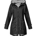 Damenjacke mit Kapuze und tailliertem Schnitt + praktische Taschen - 1 - Annoboutique