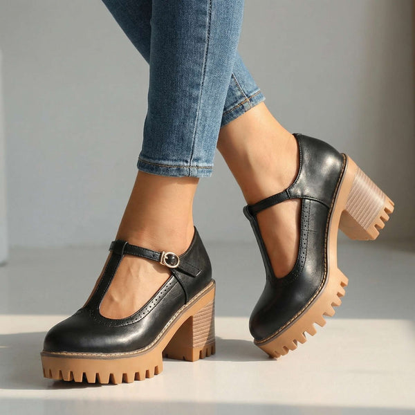 Damen T-Strap Pumps mit Blockabsatz und trendiger Sohle - 1 - Annoboutique