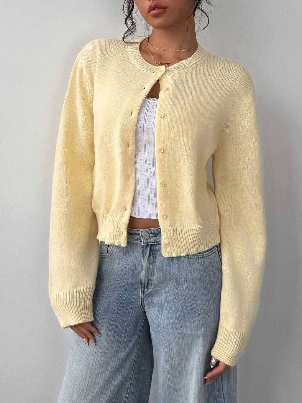 Cardigan Damen mit Rundkragen und Knopfverschluss – lockere Passform - 6 - Annoboutique