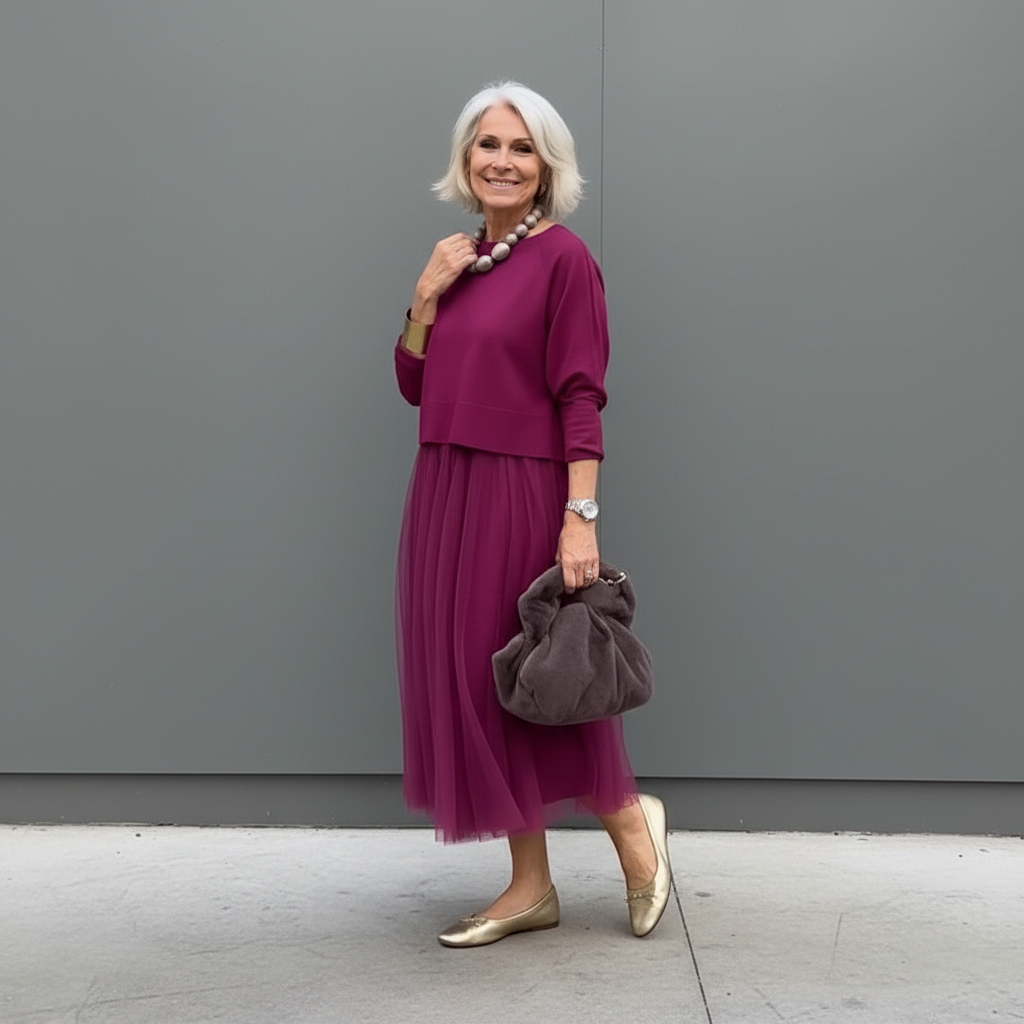 Midi Kleid Damen mit Plisseerock und Rundhalsausschnitt - 7 - Annoboutique