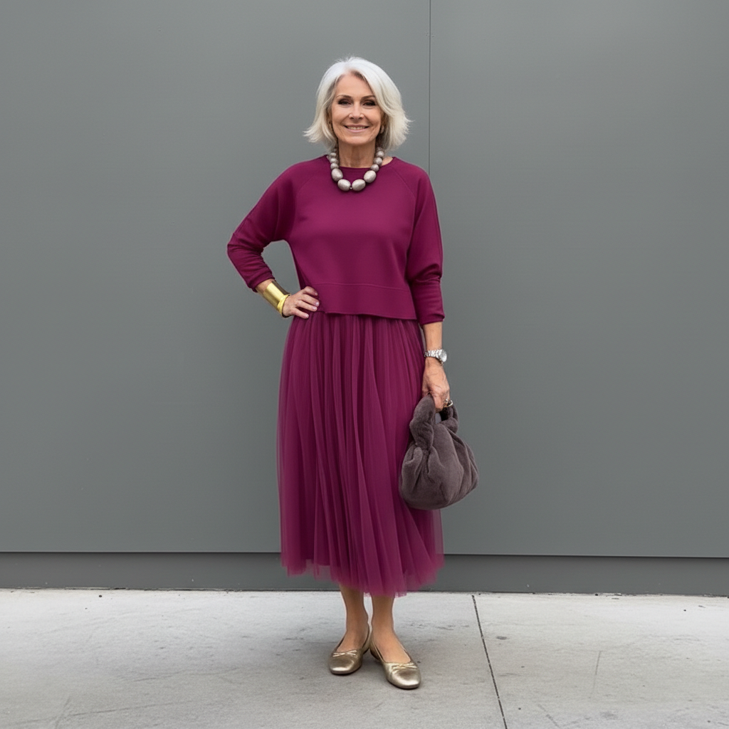 Midi Kleid Damen mit Plisseerock und Rundhalsausschnitt - 8 - Annoboutique