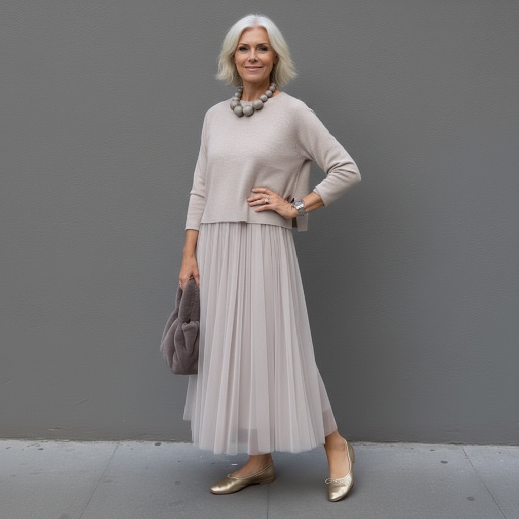 Midi Kleid Damen mit Plisseerock und Rundhalsausschnitt - 10 - Annoboutique