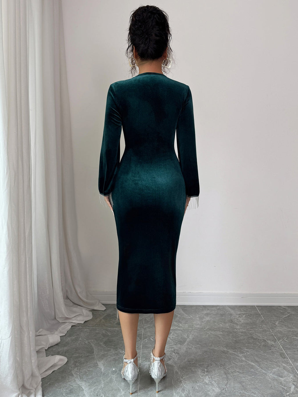 Abendkleid Damen mit Wickelschnitt und Fransenärmel - 5 - Annoboutique