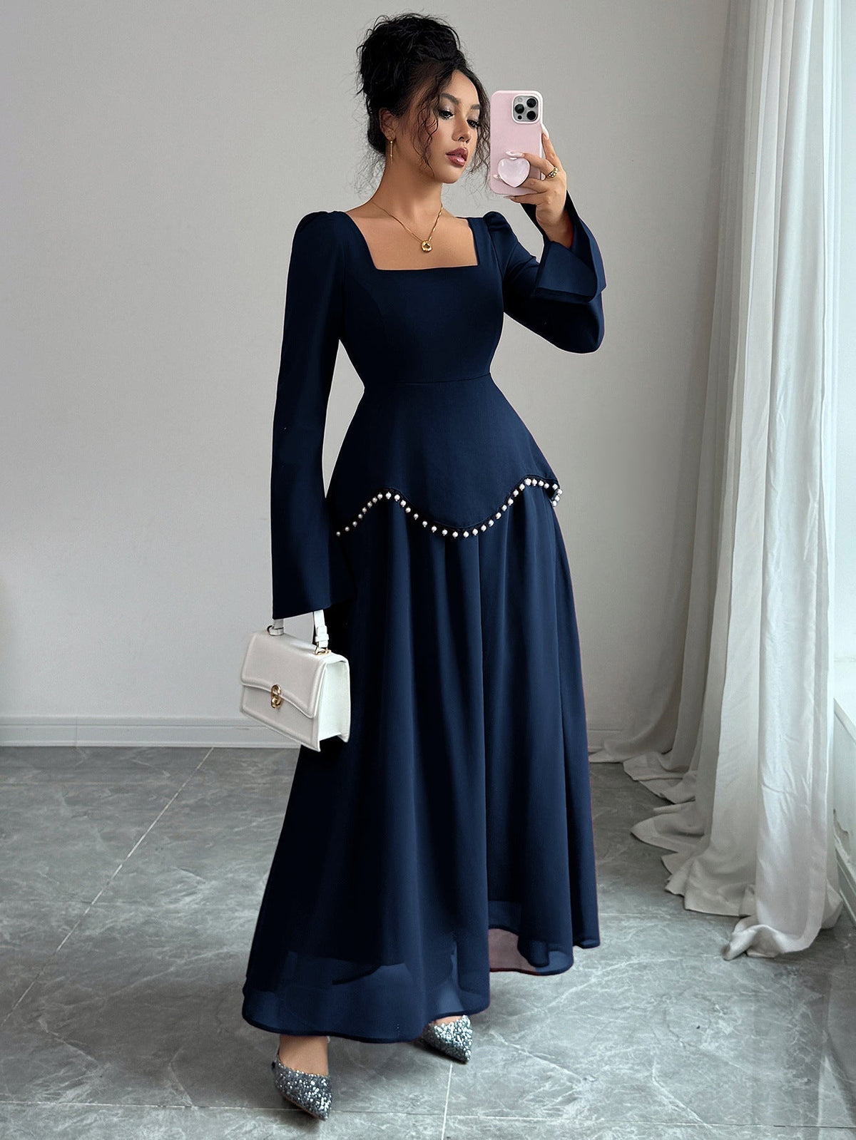 Maxikleid Damen mit quadratischem Ausschnitt und schwingenden Ärmeln - 7 - Annoboutique