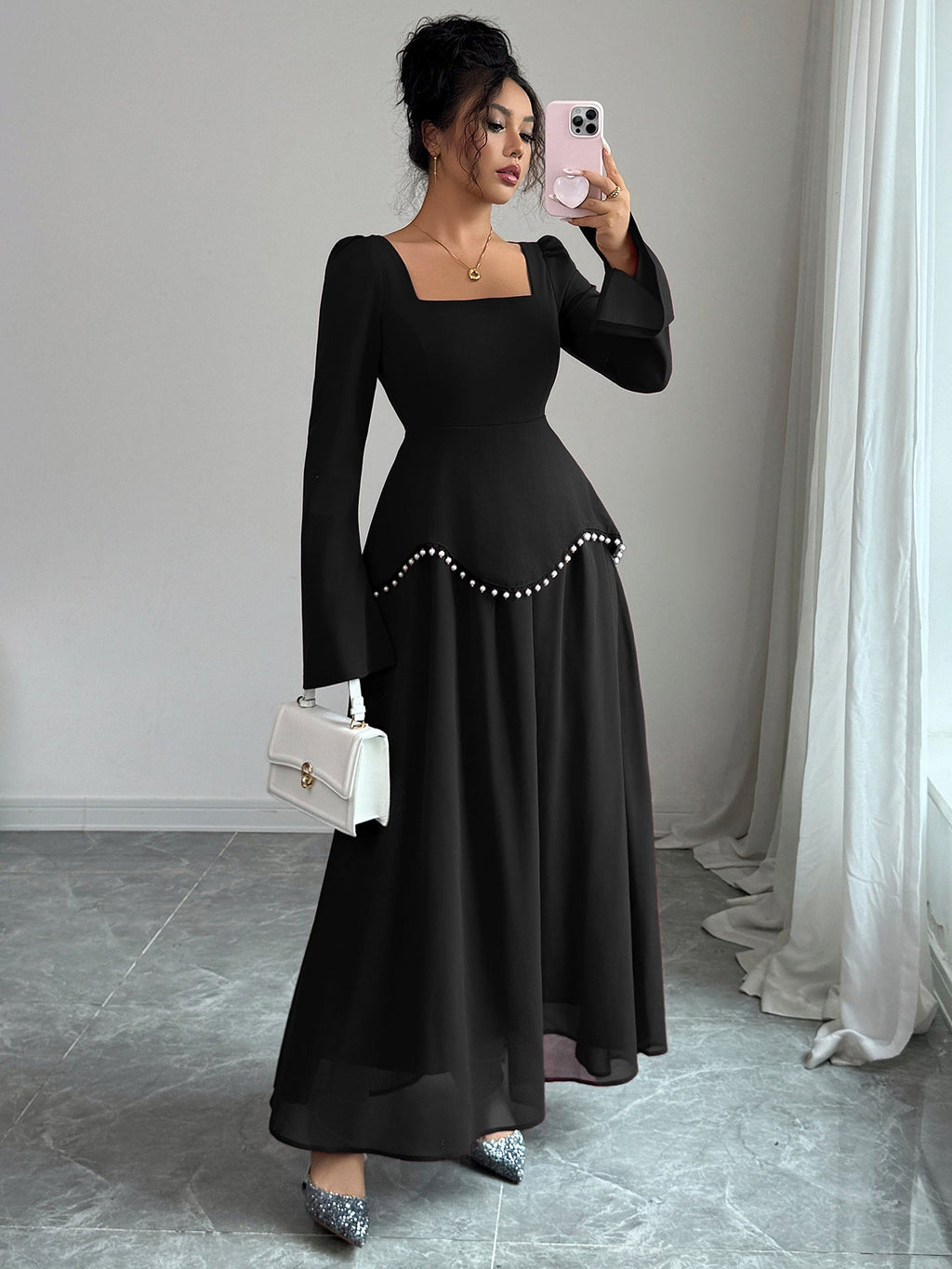 Maxikleid Damen mit quadratischem Ausschnitt und schwingenden Ärmeln - 10 - Annoboutique