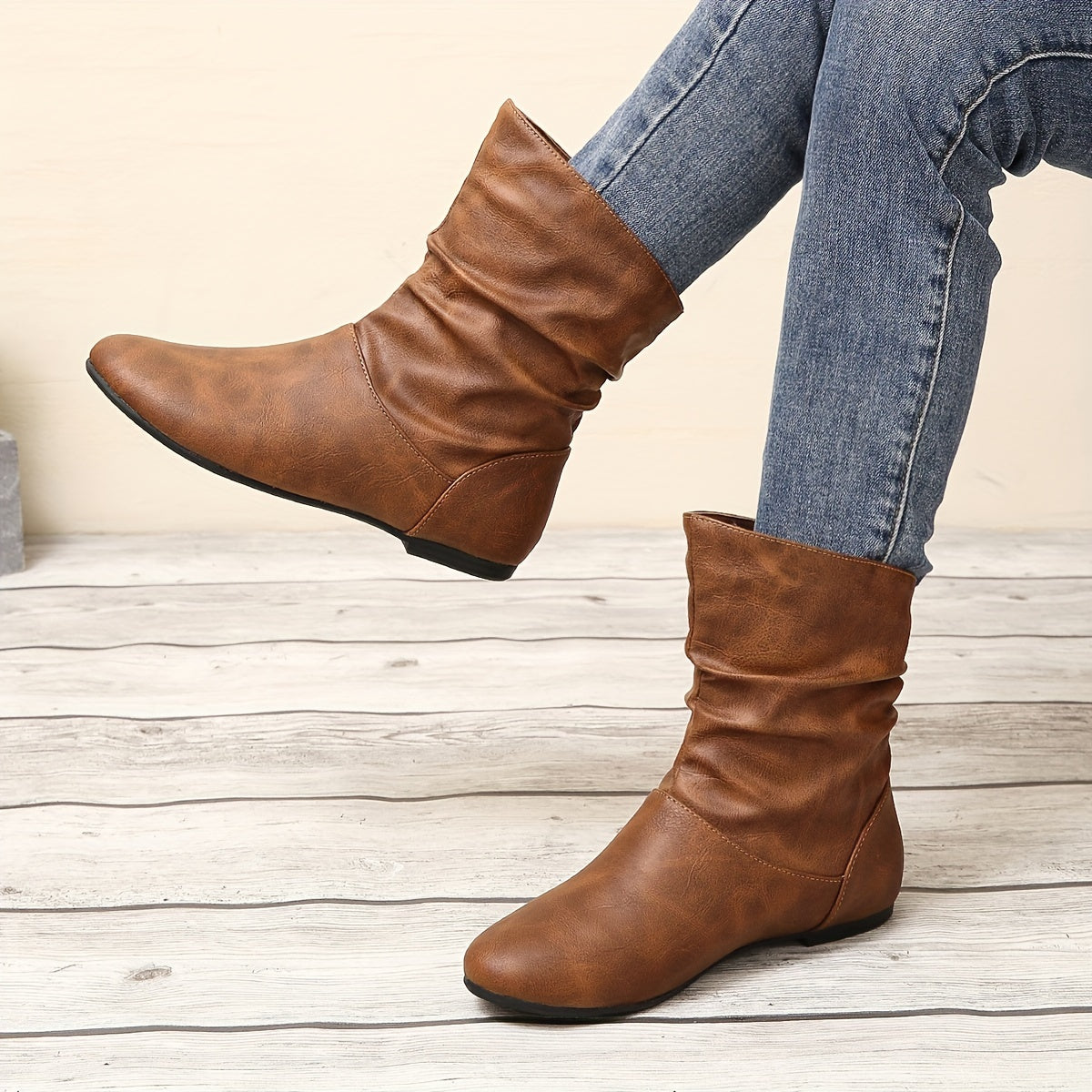 Stiefeletten Damen mit lässigem Schnitt und flacher Sohle - 2 - Annoboutique