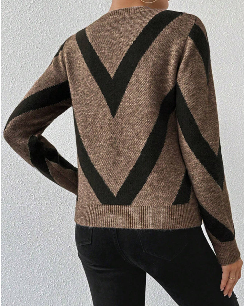 Pullover Damen mit modernem V-Muster und Rundhalsausschnitt - 5 - Annoboutique