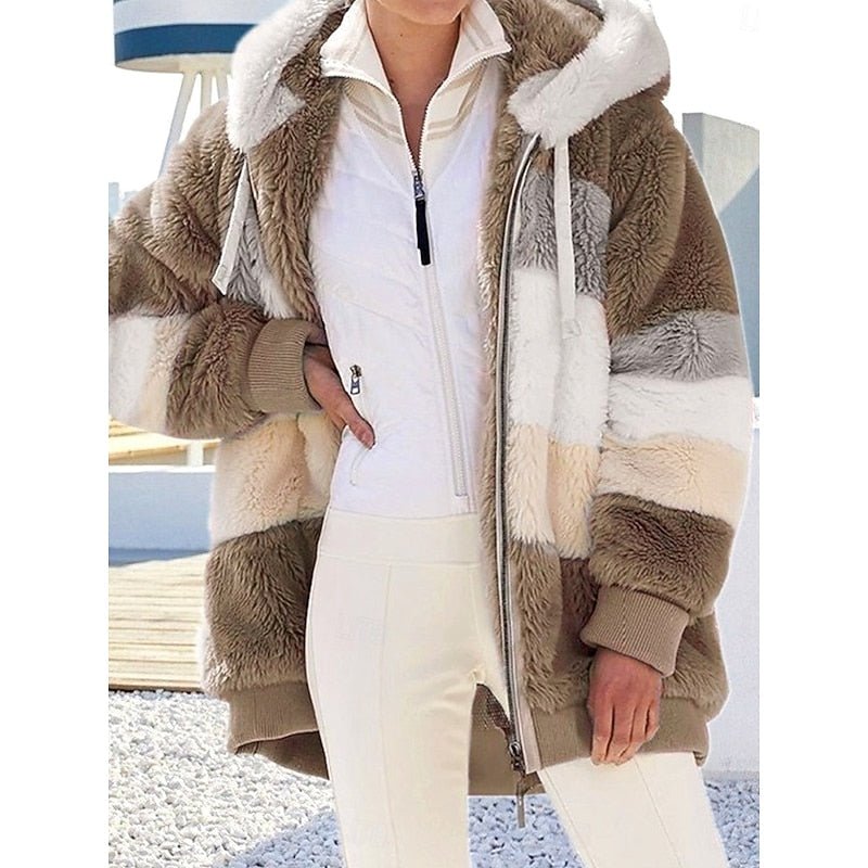 Damen Jacke mit Kapuze in modernem Farbblock-Design und Reißverschluss - 2 - Annoboutique