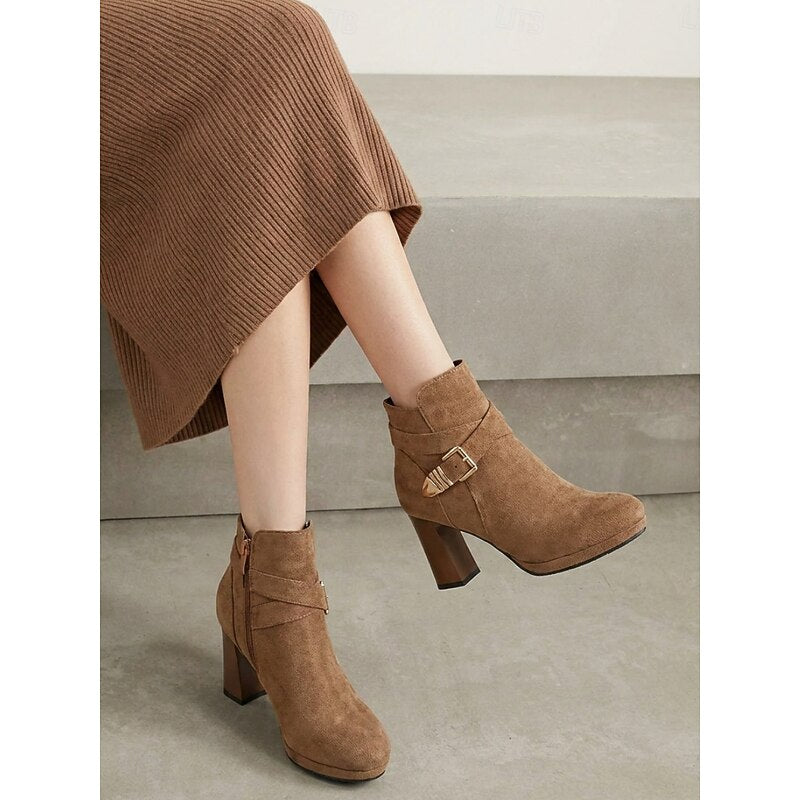 Stiefeletten Damen mit Blockabsatz und dekorativer Schnalle - 1 - Annoboutique